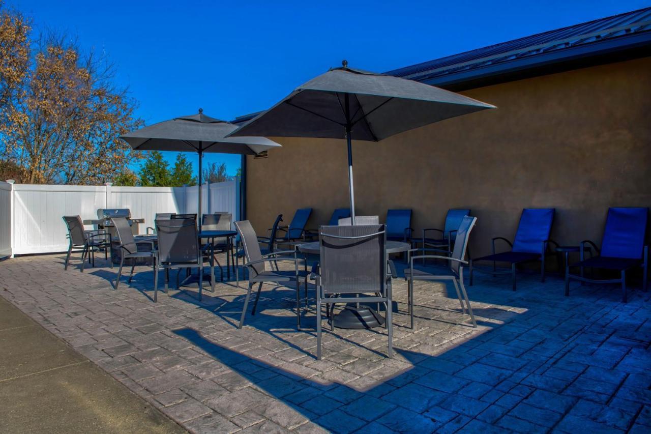 Fairfield Inn & Suites By Marriott Cortland Exterior foto